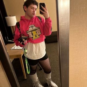 Meet your Posher, Damean